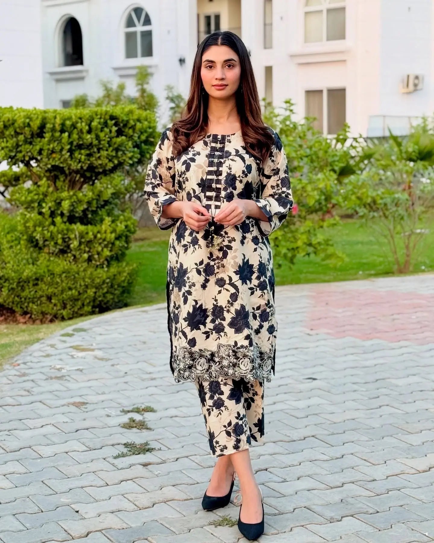 Floral Garden – 2PC Stitched Printed Lawn Set